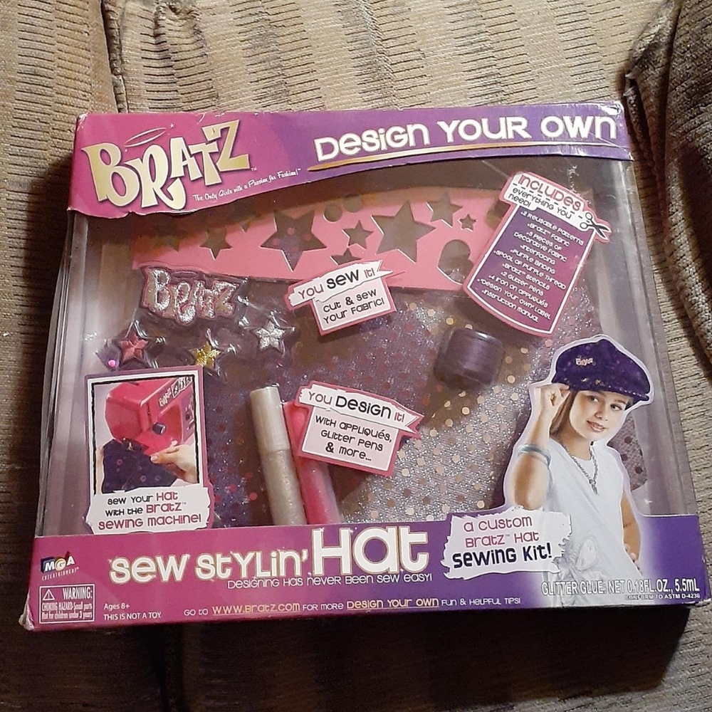 Bratz brand new in box sew cool hat maker